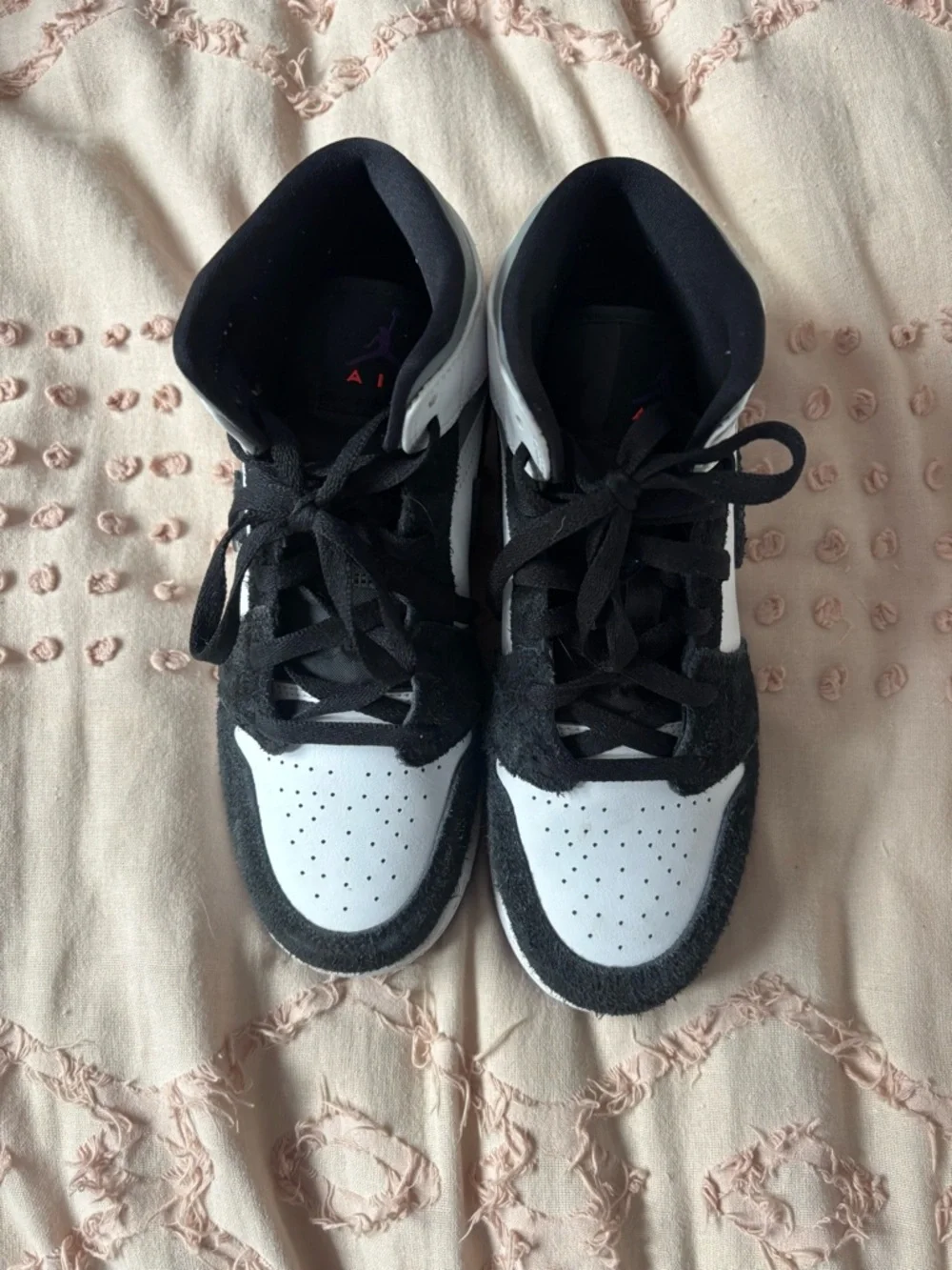Nike Air Jordan 1 Mid - White, Black & Purple - Picture 4 of 6